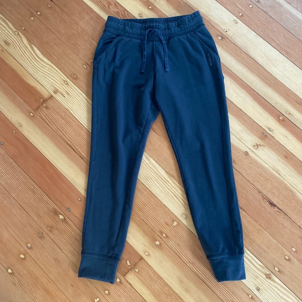 Reebok‎ Soft Knit Grey Jogger Pants Small